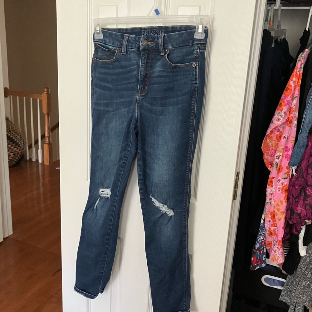 Arizona Jeans Hi Rise Distressed Skinny Jeans